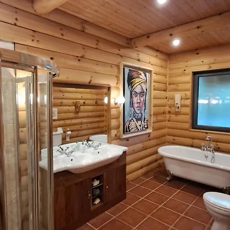 Eaglewood * Carrowkennedy